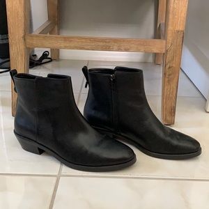 COACH Black Leather Bootie 7.5